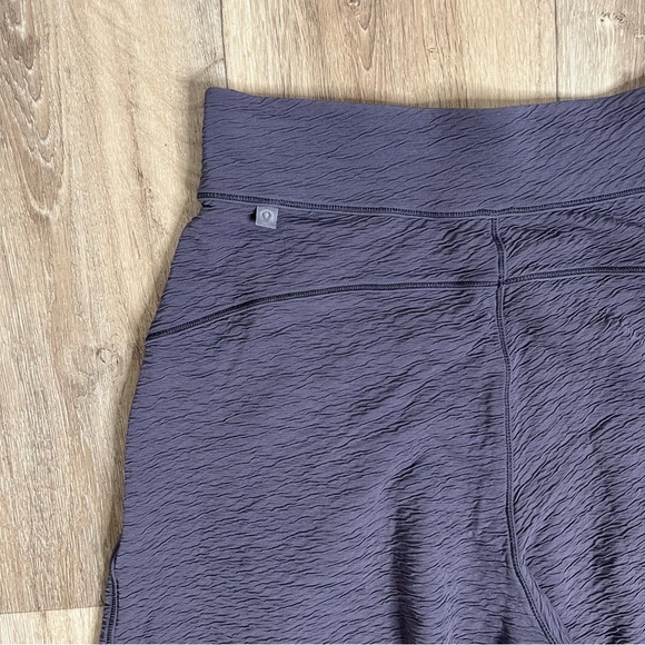 Lululemon Can You Feel The Pleat Crop in Moonwalk - Picture 11 of 15